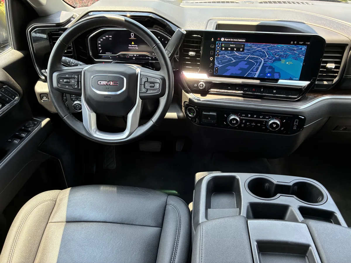 2025 GMC Sierra 1500 SLT thumbnail 20