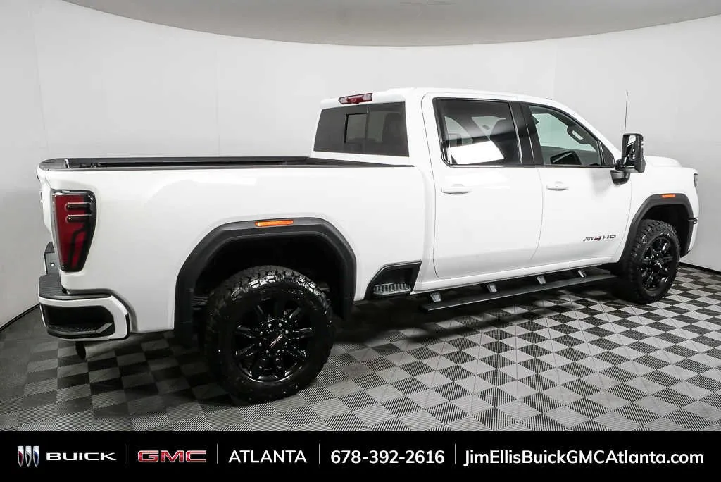2025 GMC Sierra 2500 HD AT4 thumbnail 2