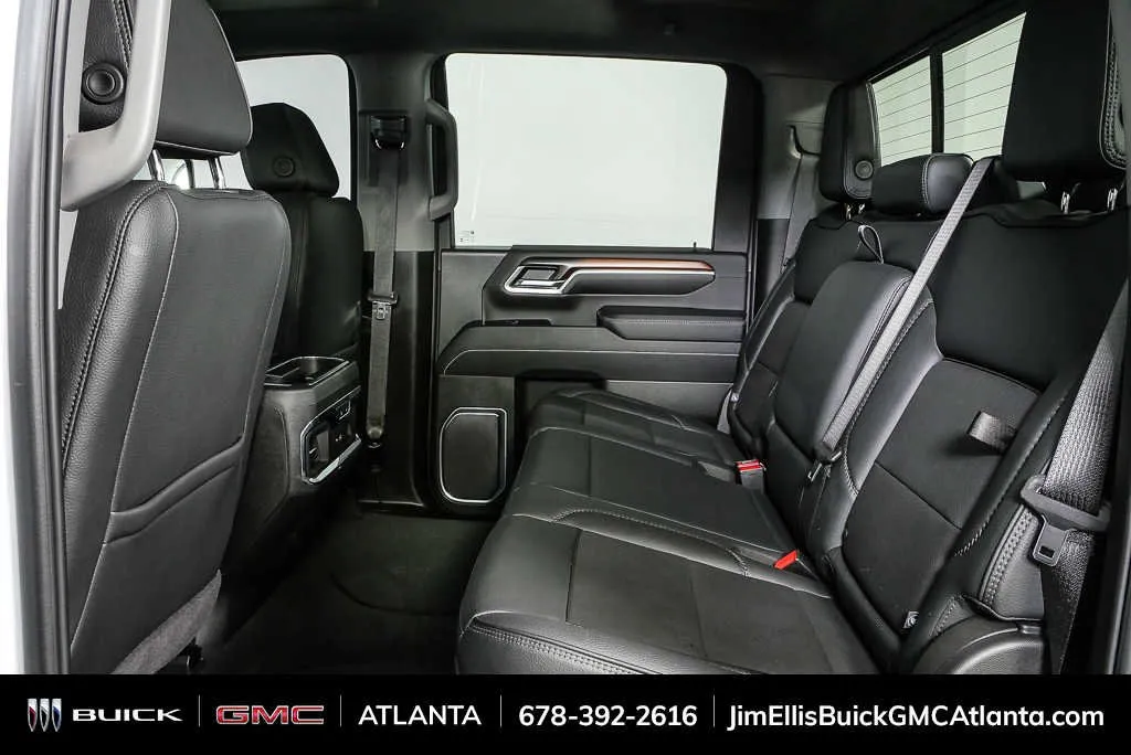 2025 GMC Sierra 2500 HD Denali thumbnail 18