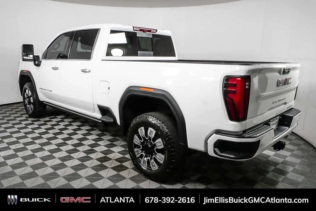 2025 GMC Sierra 2500 HD Denali thumbnail 29