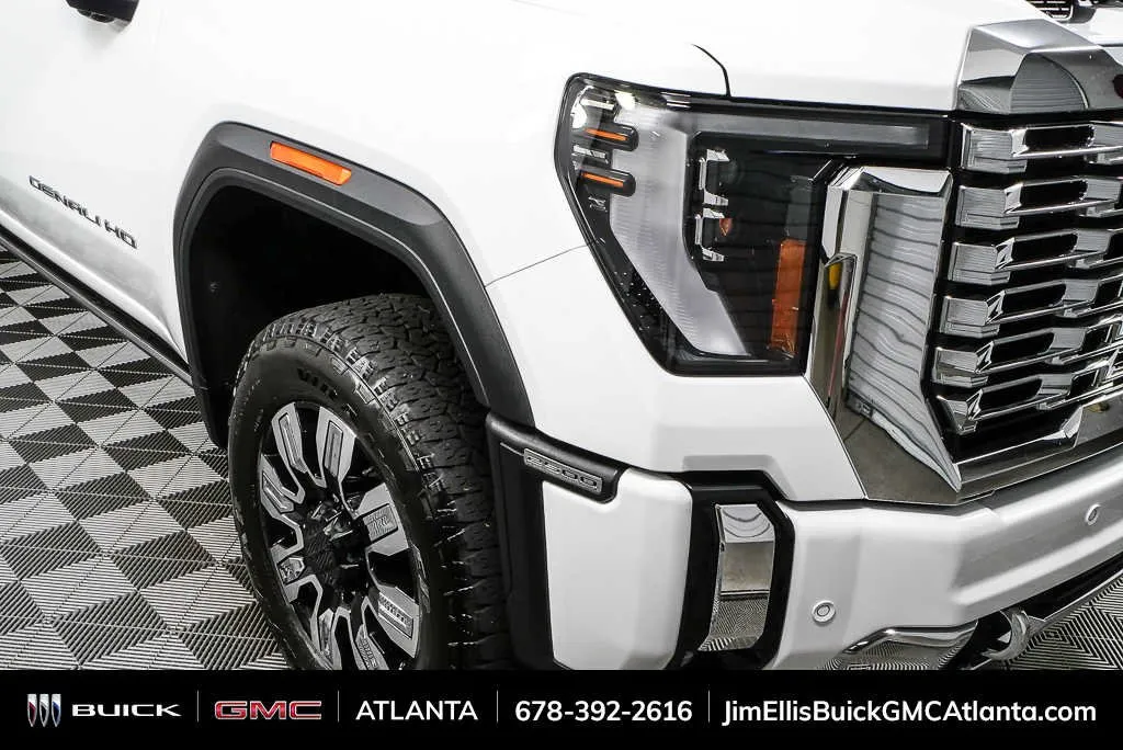 2025 GMC Sierra 2500 HD Denali thumbnail 34