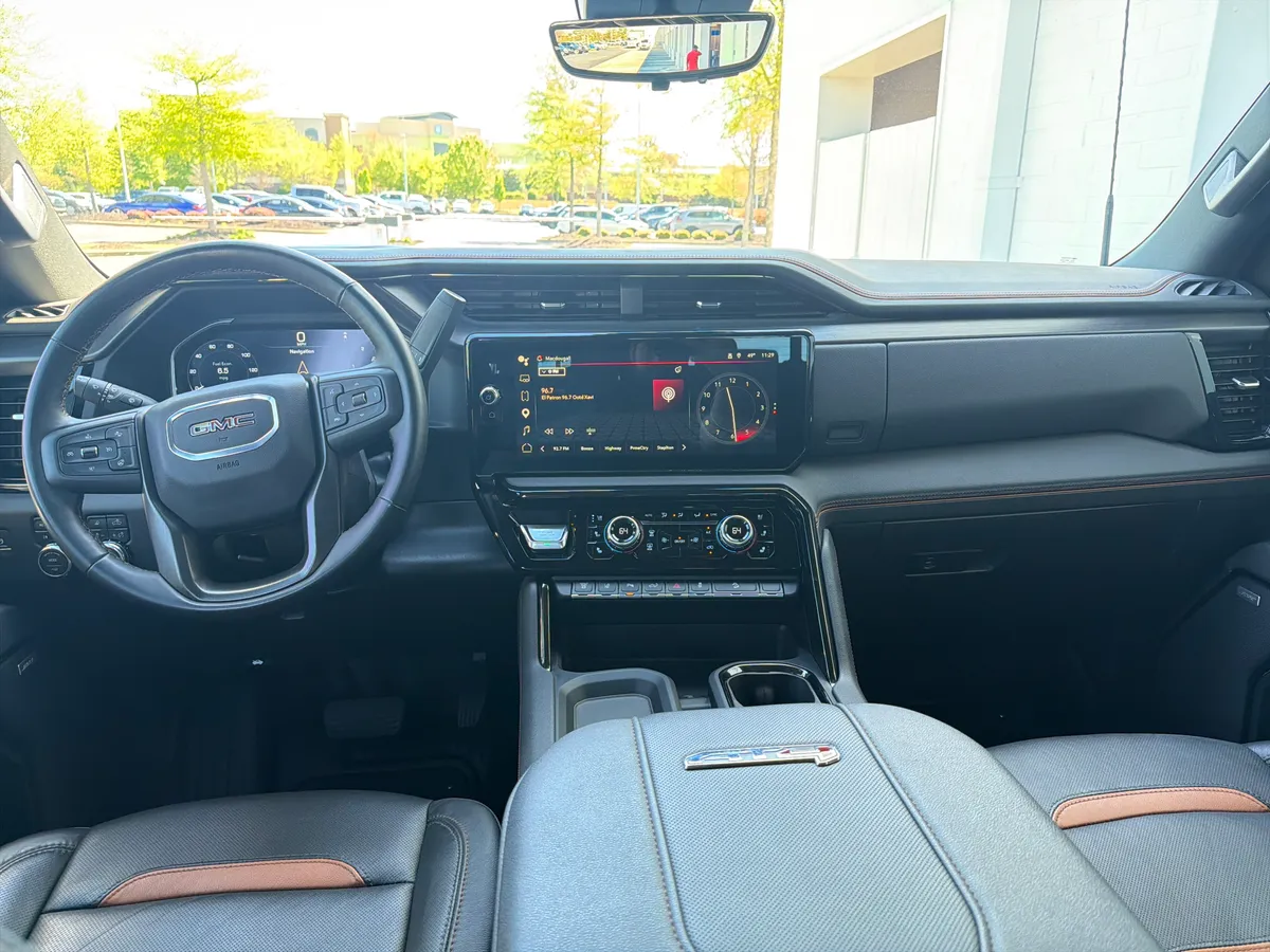 2025 GMC Sierra 2500HD AT4 thumbnail 30