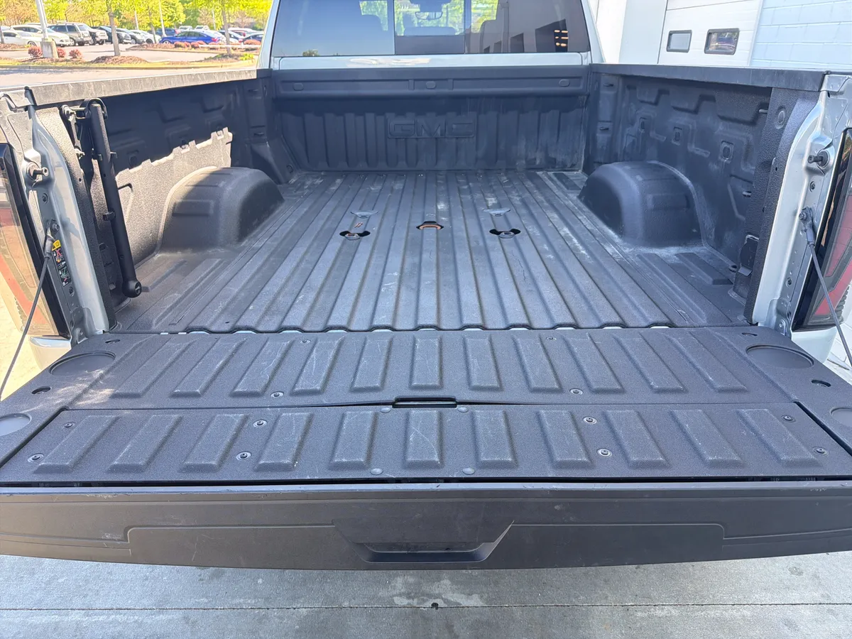 2025 GMC Sierra 2500HD AT4 thumbnail 31