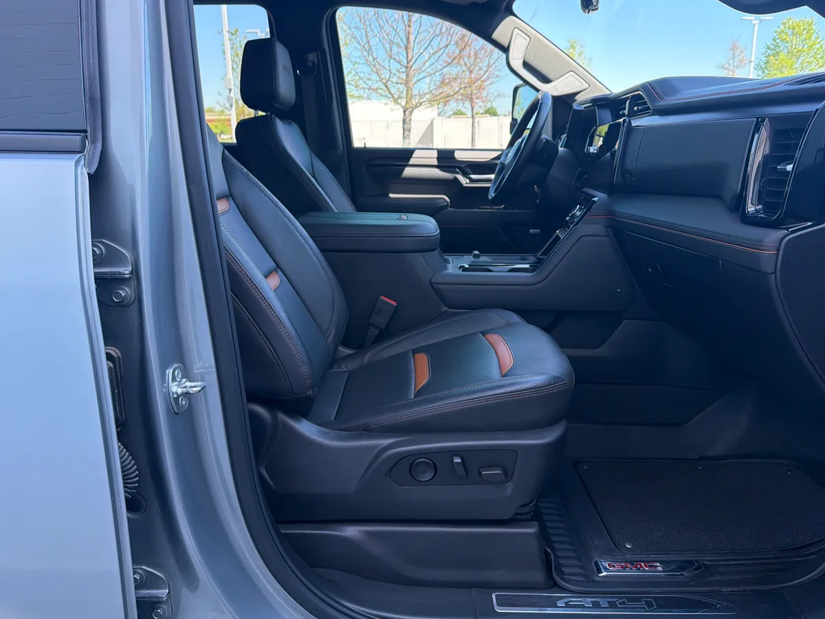2025 GMC Sierra 2500HD AT4 thumbnail 32