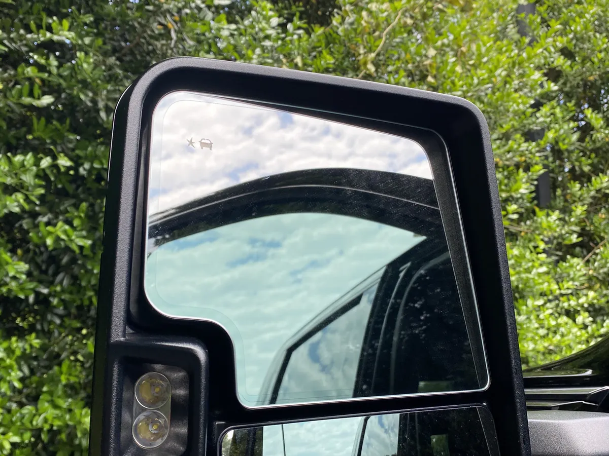 2025 GMC Sierra 2500HD AT4 thumbnail 42
