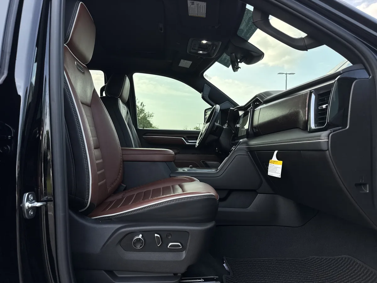 2025 GMC Sierra 2500HD Denali Ultimate thumbnail 29