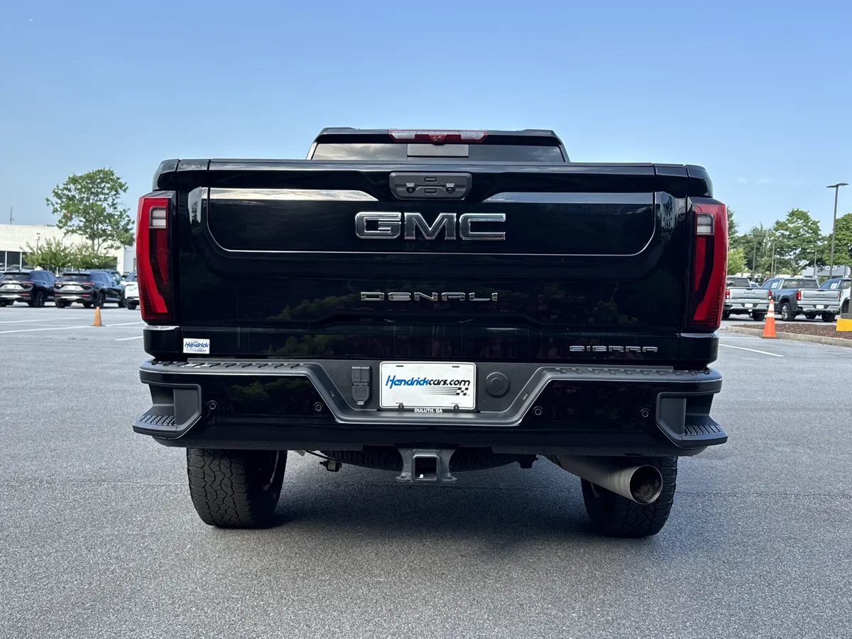 2025 GMC Sierra 2500HD Denali Ultimate thumbnail 8