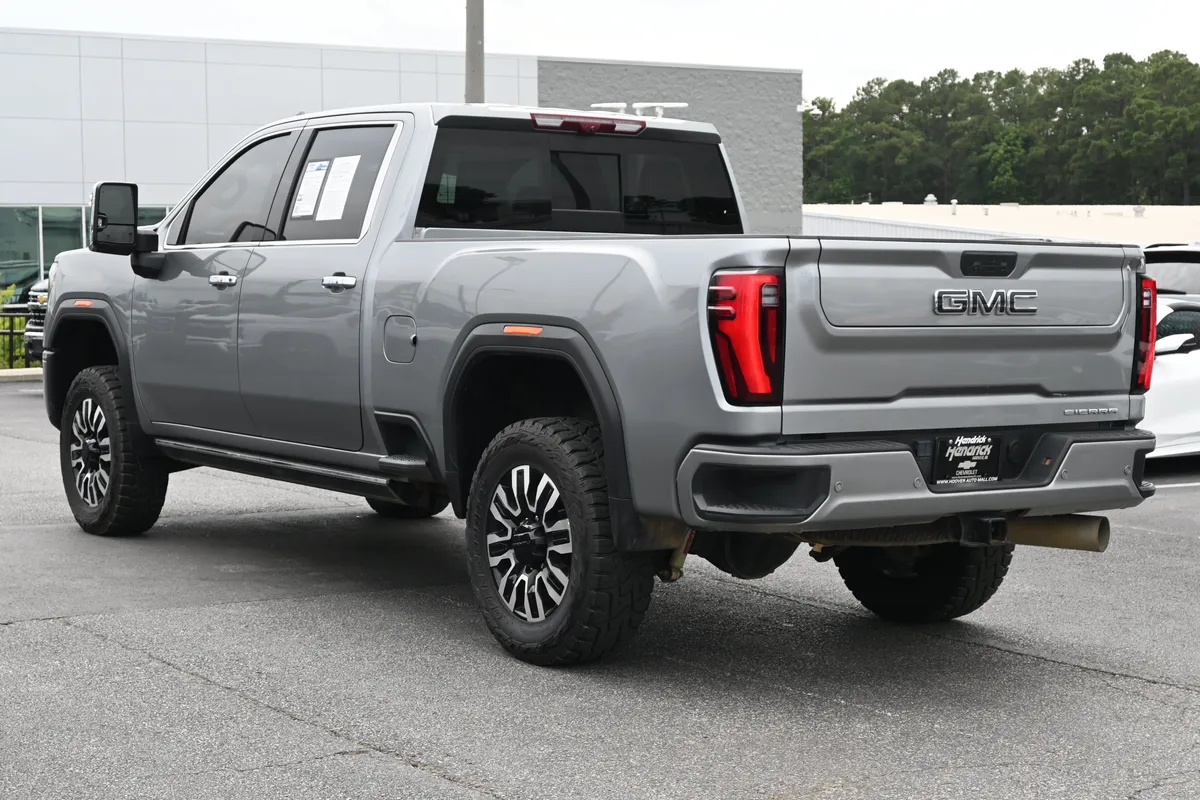 2025 GMC Sierra 2500HD Denali Ultimate thumbnail 2