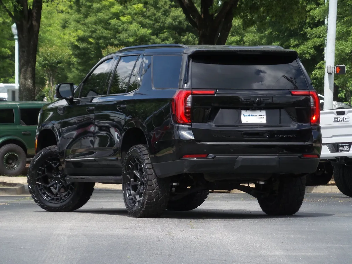 2025 GMC Yukon Elevation thumbnail 2