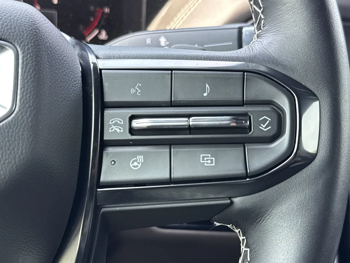 2025 GMC Yukon XL Denali Ultimate thumbnail 20