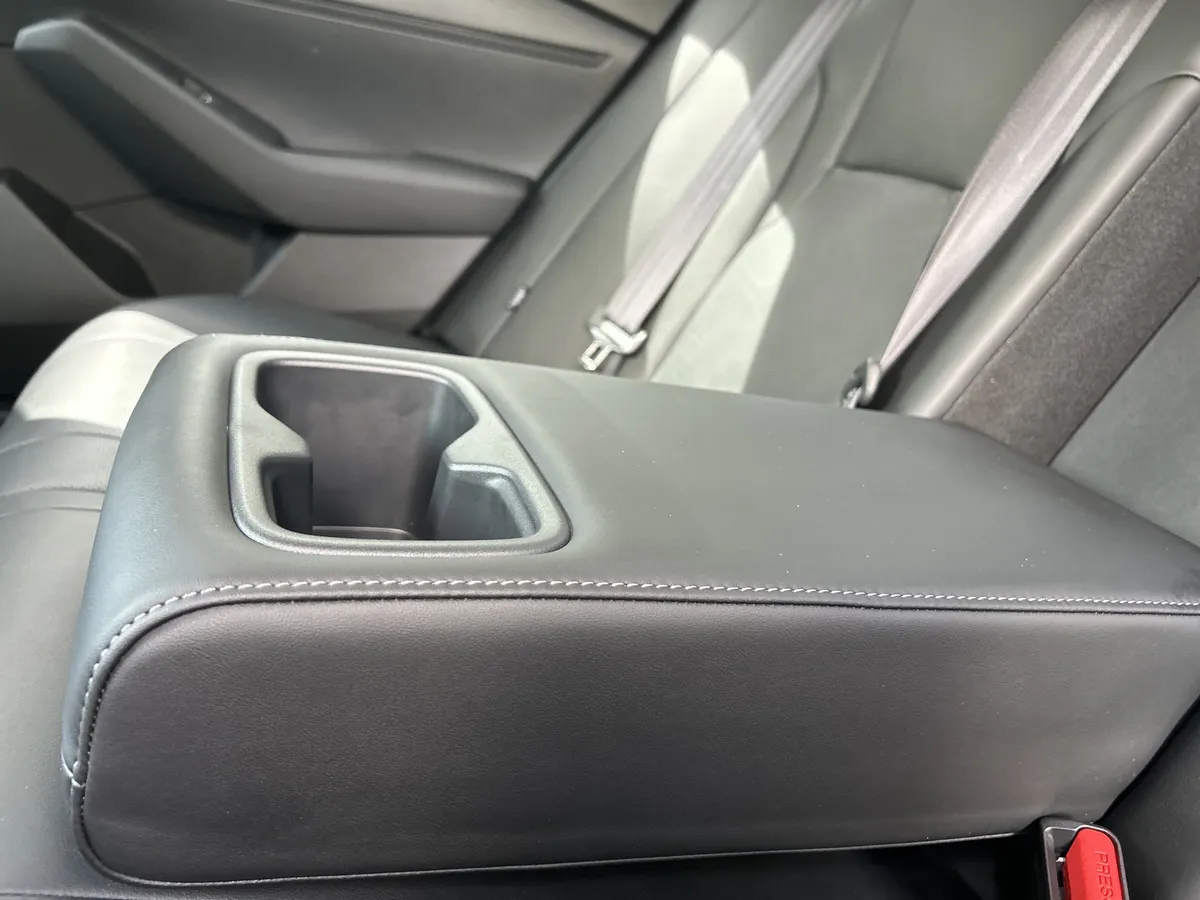 2025 Honda Accord Hybrid EX-L thumbnail 26