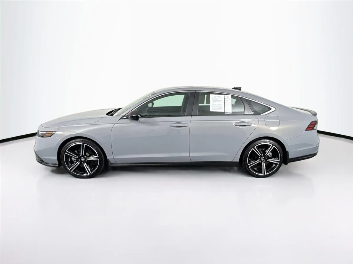 2025 Honda Accord Hybrid Sport thumbnail 13