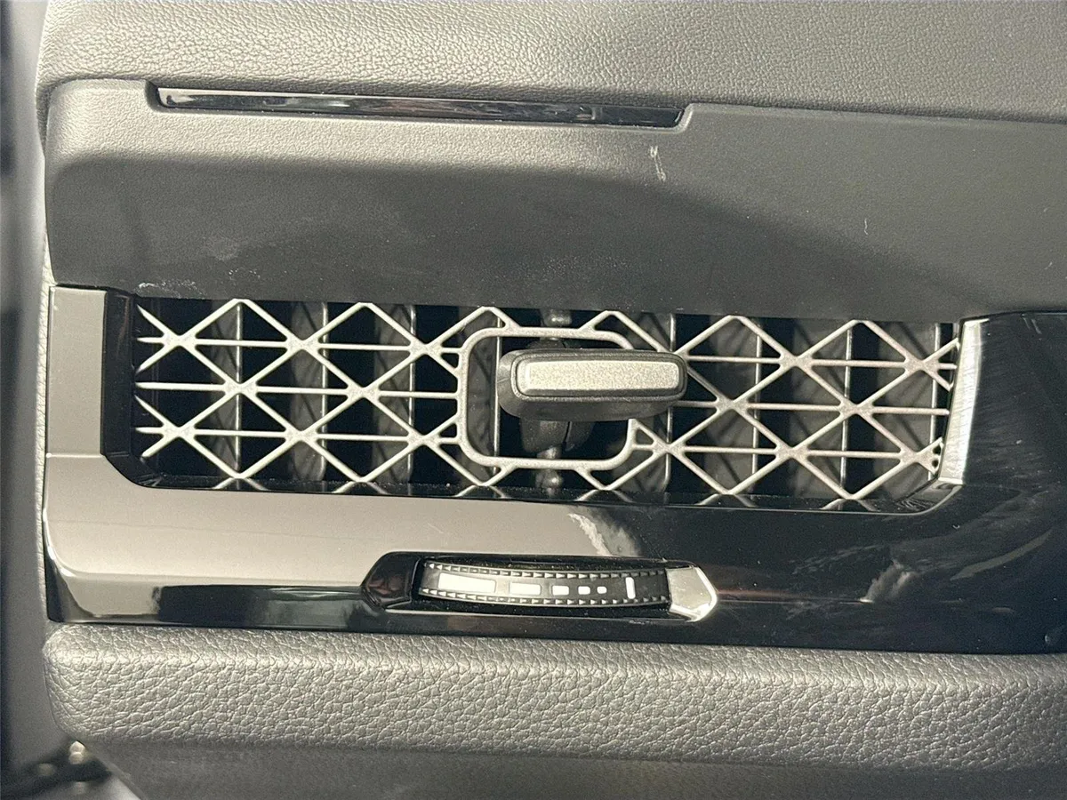 2025 Honda Accord Hybrid Sport thumbnail 15