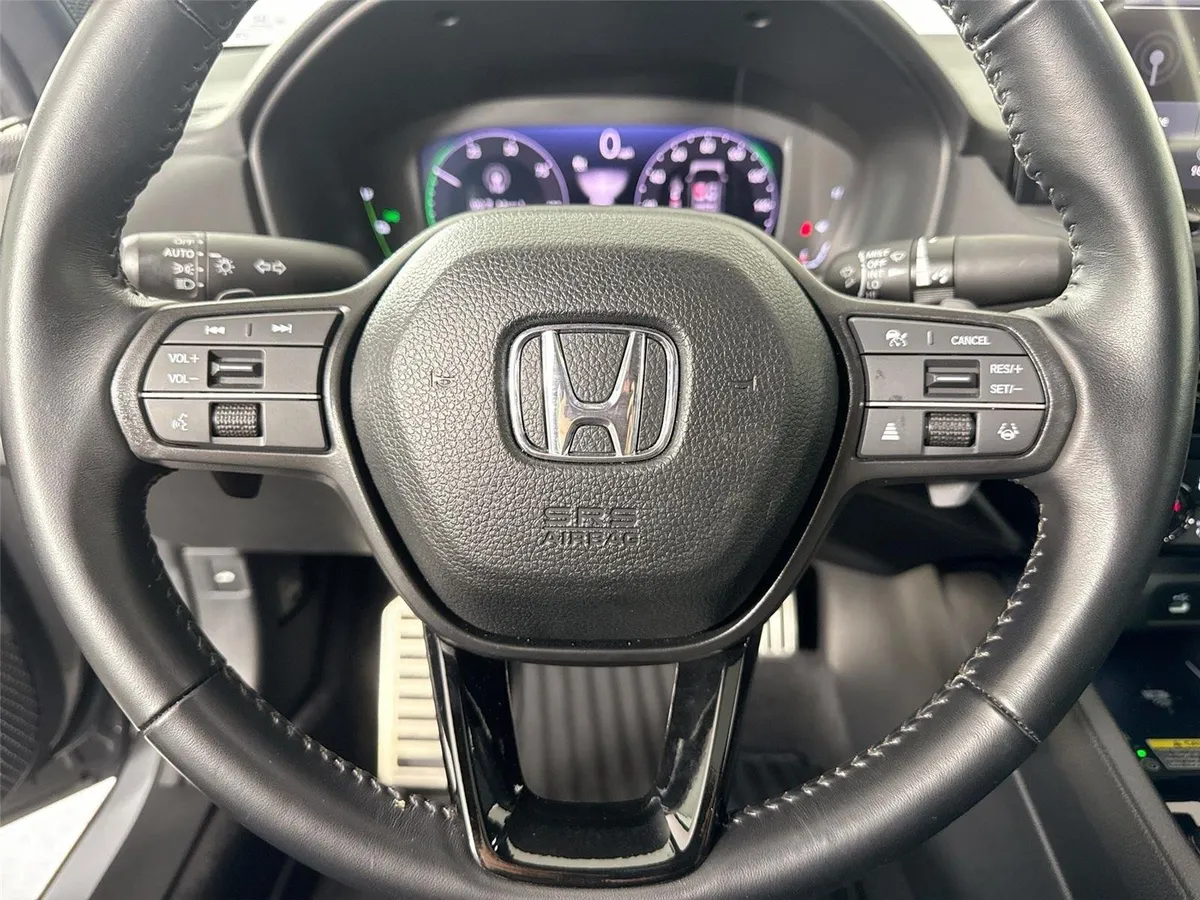 2025 Honda Accord Hybrid Sport thumbnail 16