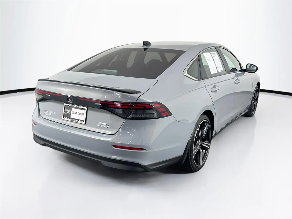 2025 Honda Accord Hybrid Sport thumbnail 2