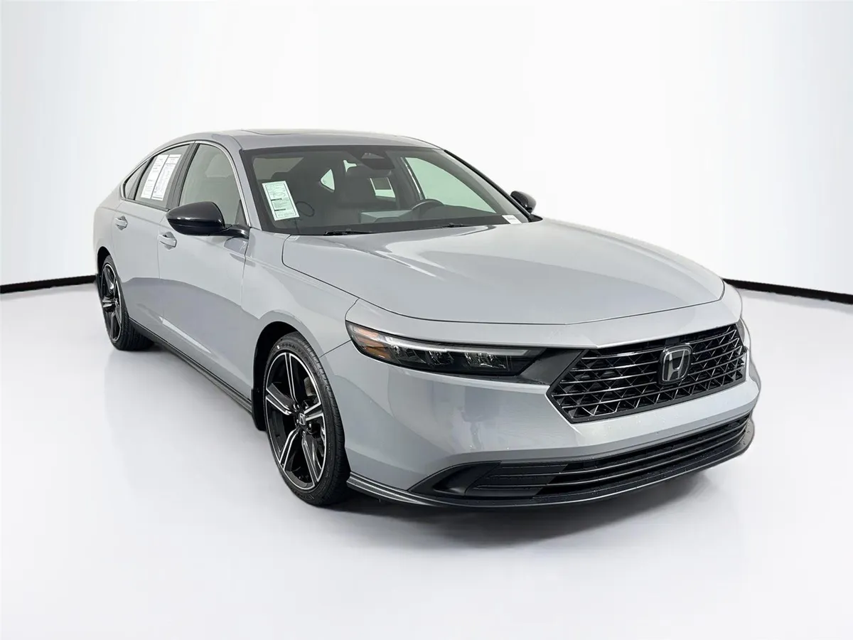2025 Honda Accord Hybrid Sport thumbnail 9