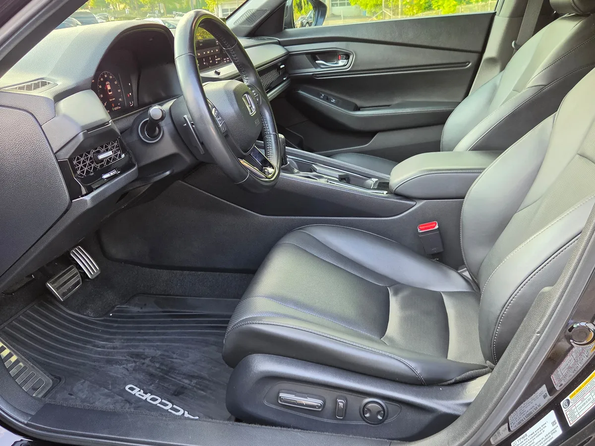 2025 Honda Accord Hybrid Sport-L thumbnail 13