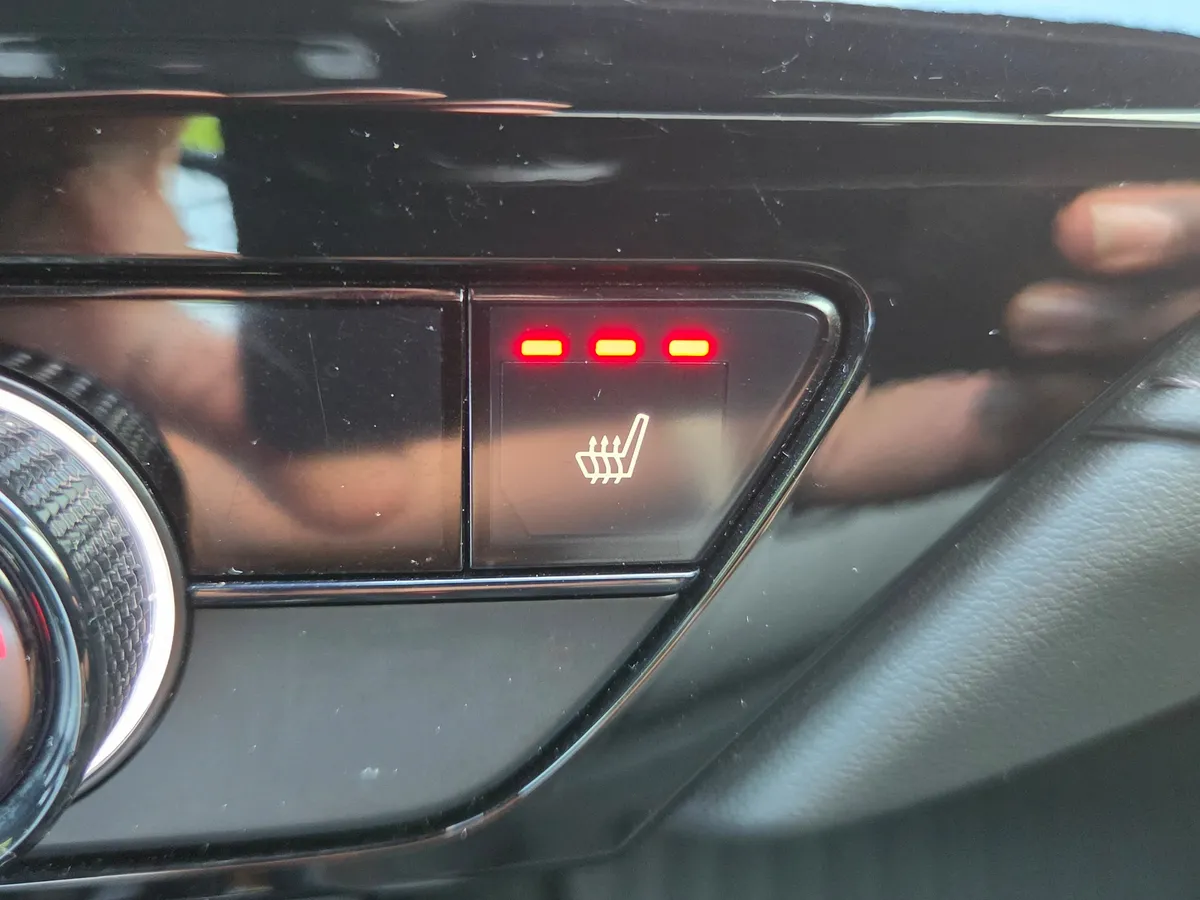 2025 Honda Accord Hybrid Sport-L thumbnail 23