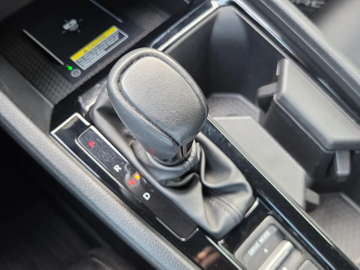 2025 Honda Accord Hybrid Sport-L thumbnail 24