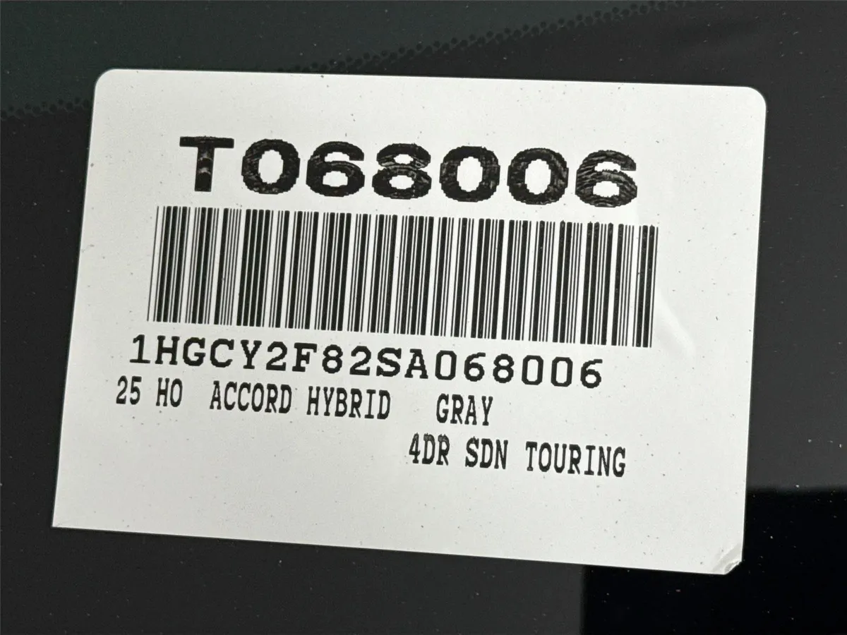 2025 Honda Accord Hybrid Touring thumbnail 47