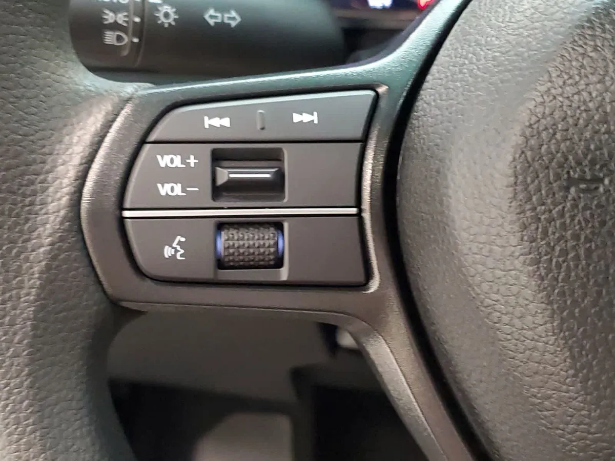2025 Honda Accord SE thumbnail 12