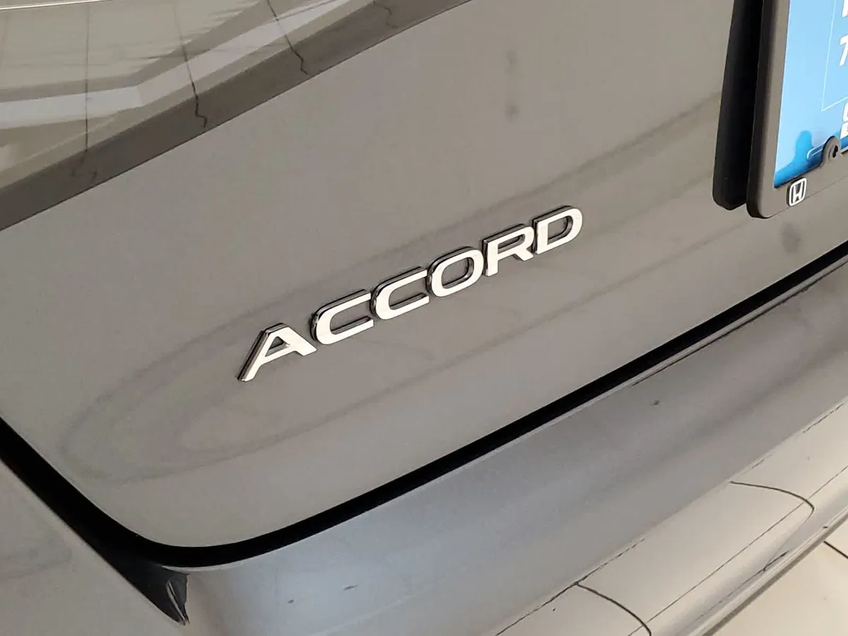 2025 Honda Accord SE thumbnail 21