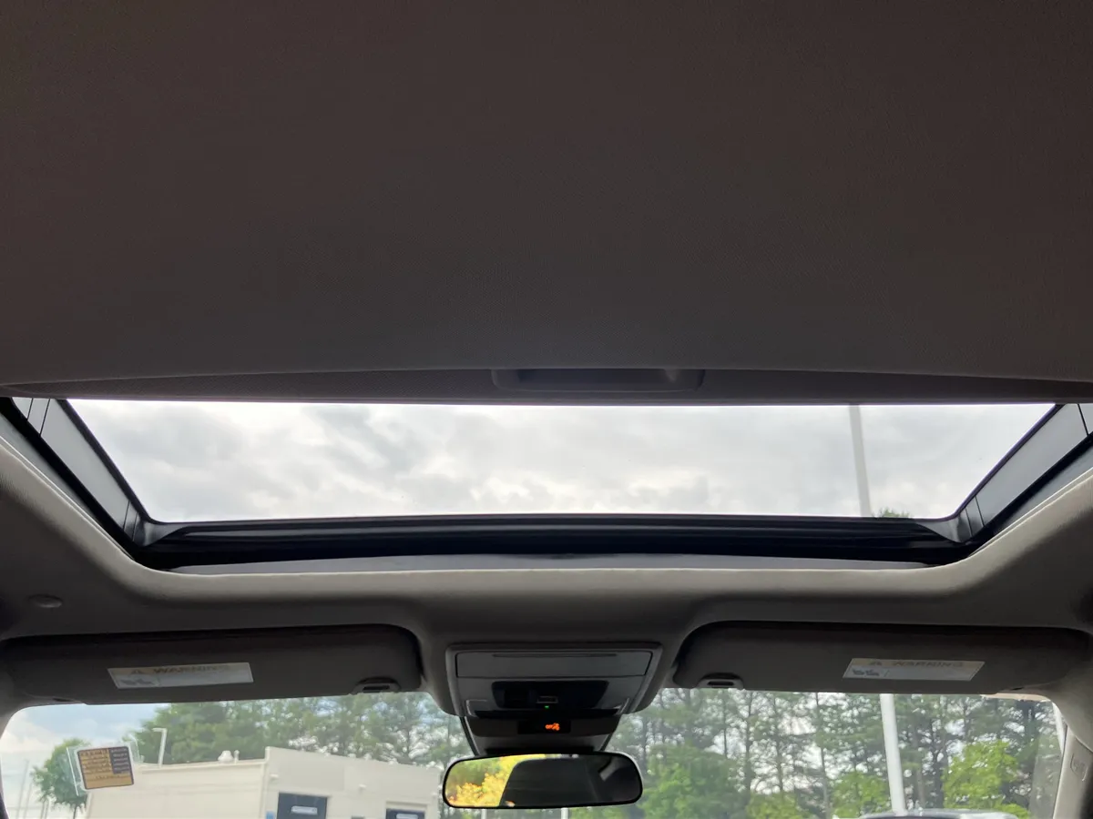 2025 Honda Accord SE CVT thumbnail 31