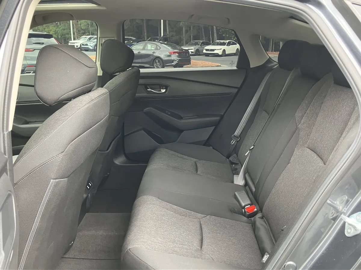 2025 Honda Accord SE CVT thumbnail 33