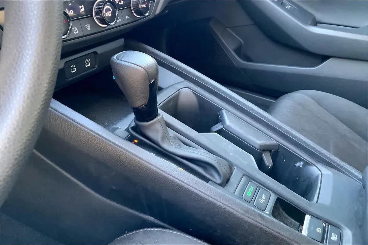 2025 Honda Accord SE thumbnail 16
