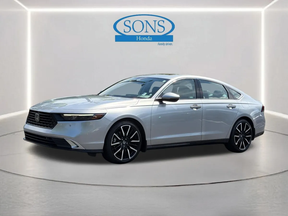 2025 Honda Accord Sedan HYBRID TOURING thumbnail 49