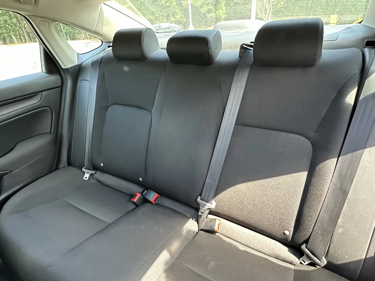 2025 Honda Civic LX CVT thumbnail 7