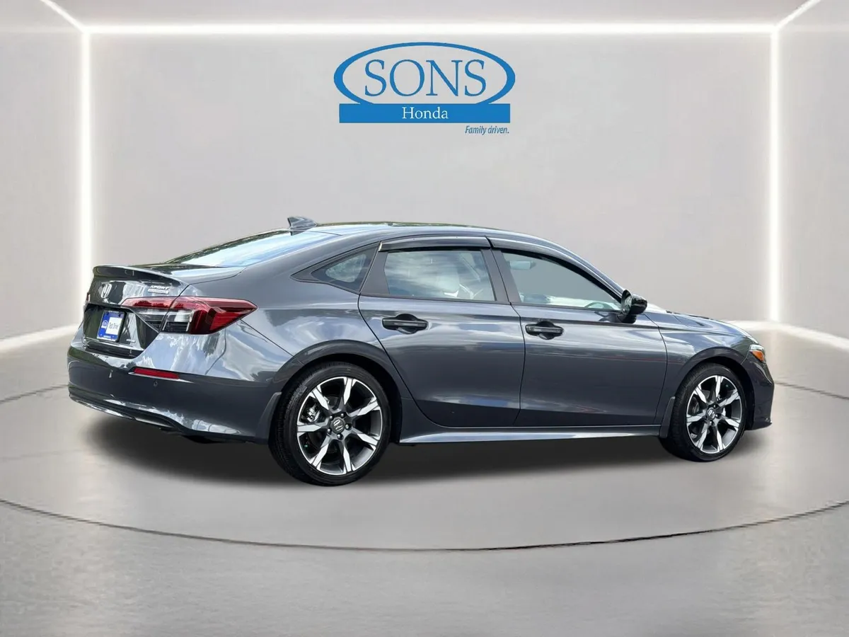2025 Honda Civic Sedan Hybrid Sport Touring thumbnail 28