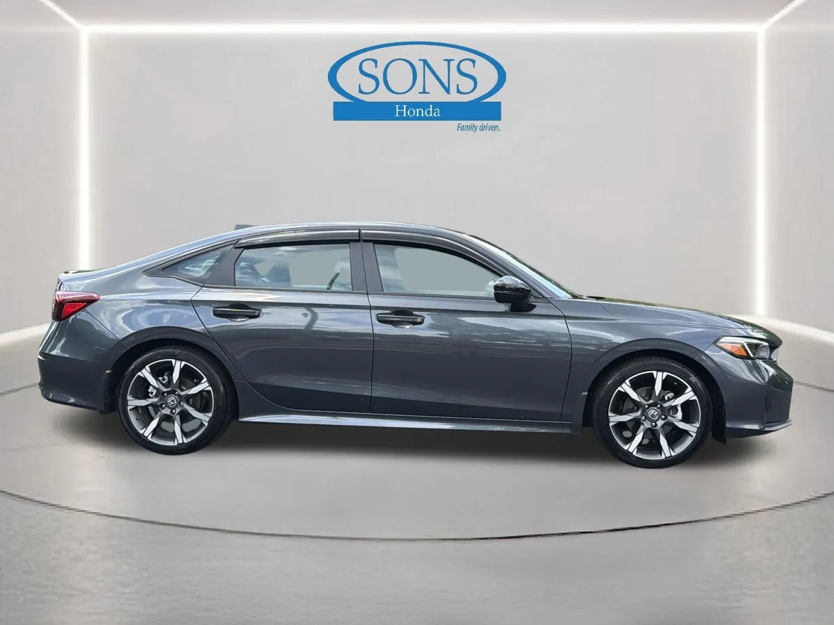 2025 Honda Civic Sedan Hybrid Sport Touring thumbnail 29
