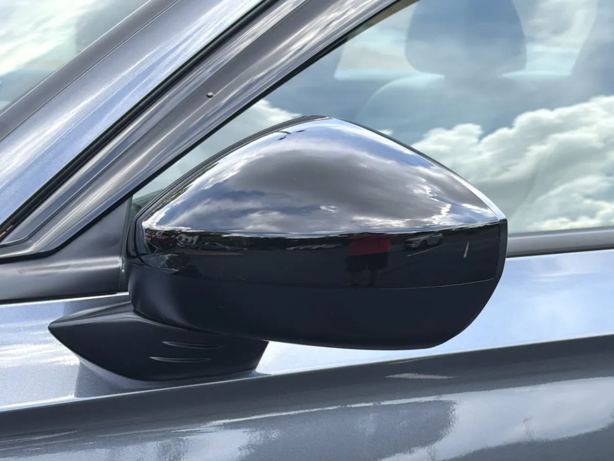 2025 Honda Civic Sedan Hybrid Sport Touring thumbnail 32