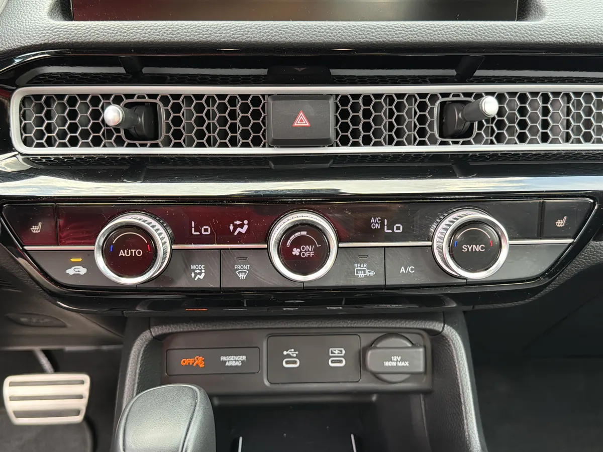 2025 Honda Civic Sedan Hybrid Sport Touring thumbnail 7