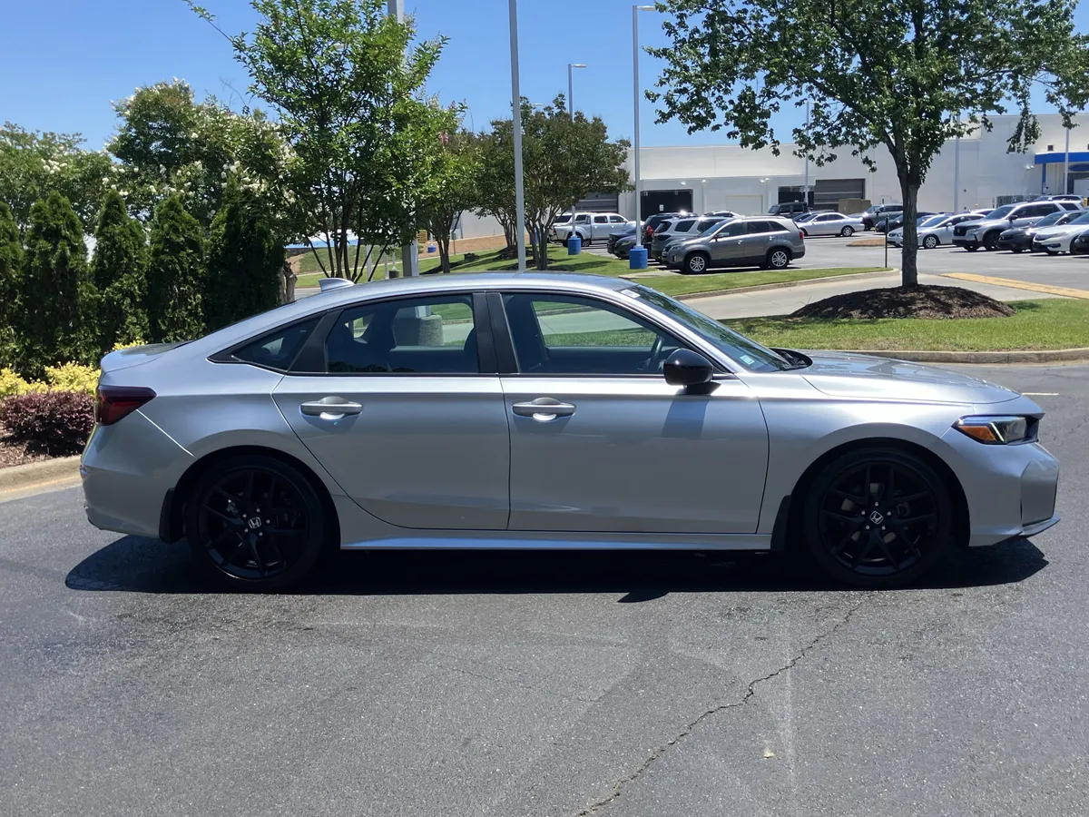 2025 Honda Civic Sedan Sport CVT thumbnail 11