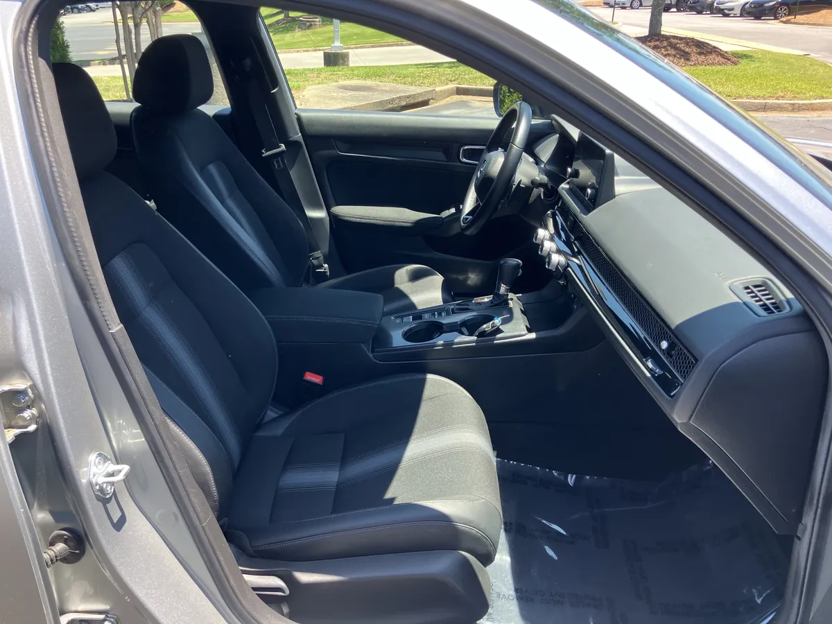 2025 Honda Civic Sedan Sport CVT thumbnail 34