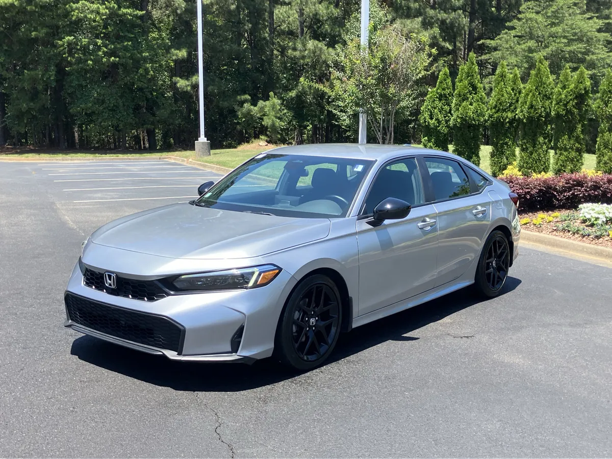 2025 Honda Civic Sedan Sport CVT thumbnail 6