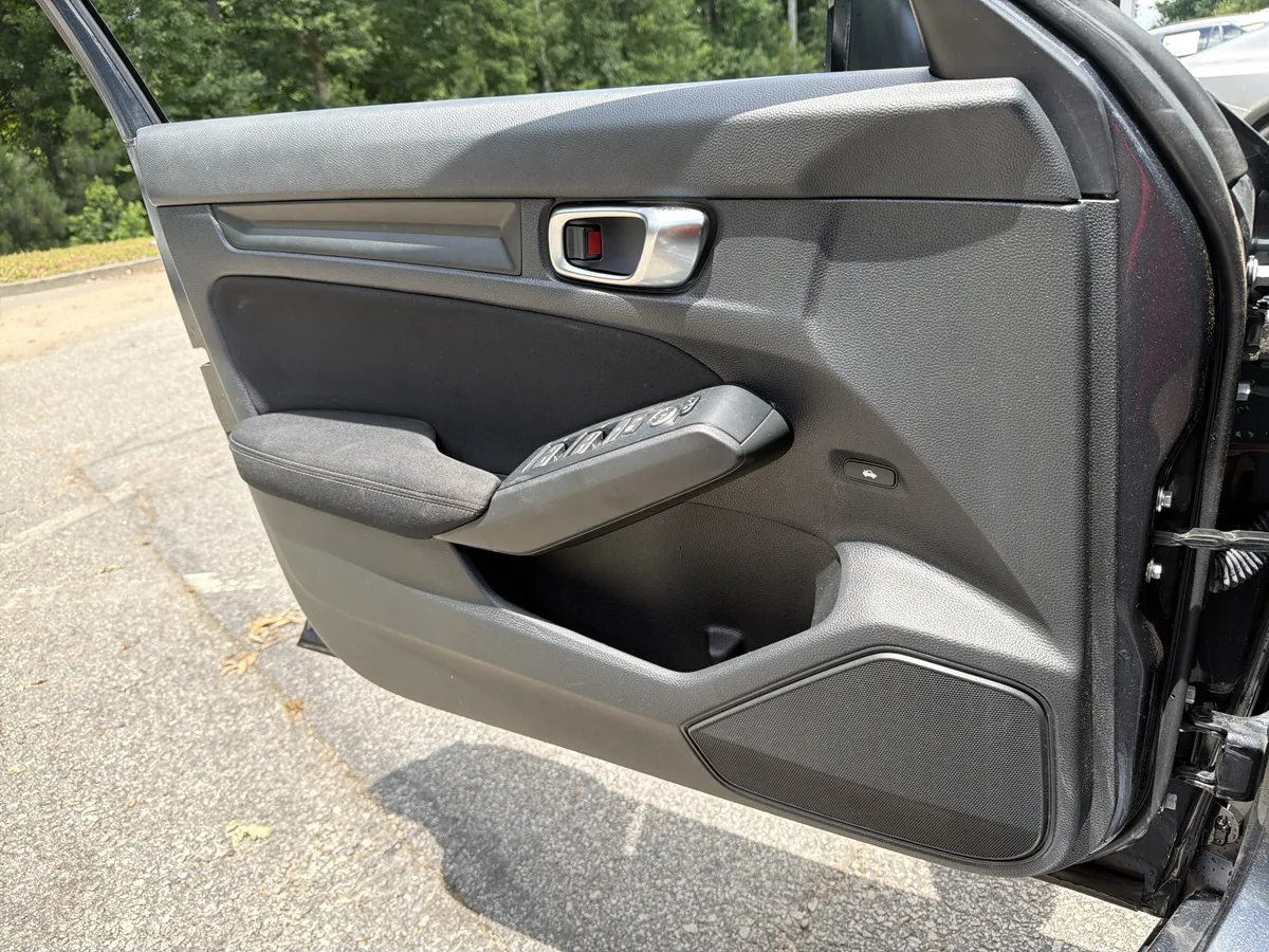 2025 Honda Civic Sedan Sport thumbnail 14