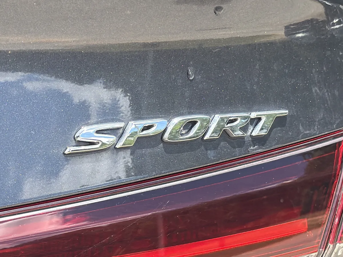 2025 Honda Civic Sedan Sport thumbnail 23