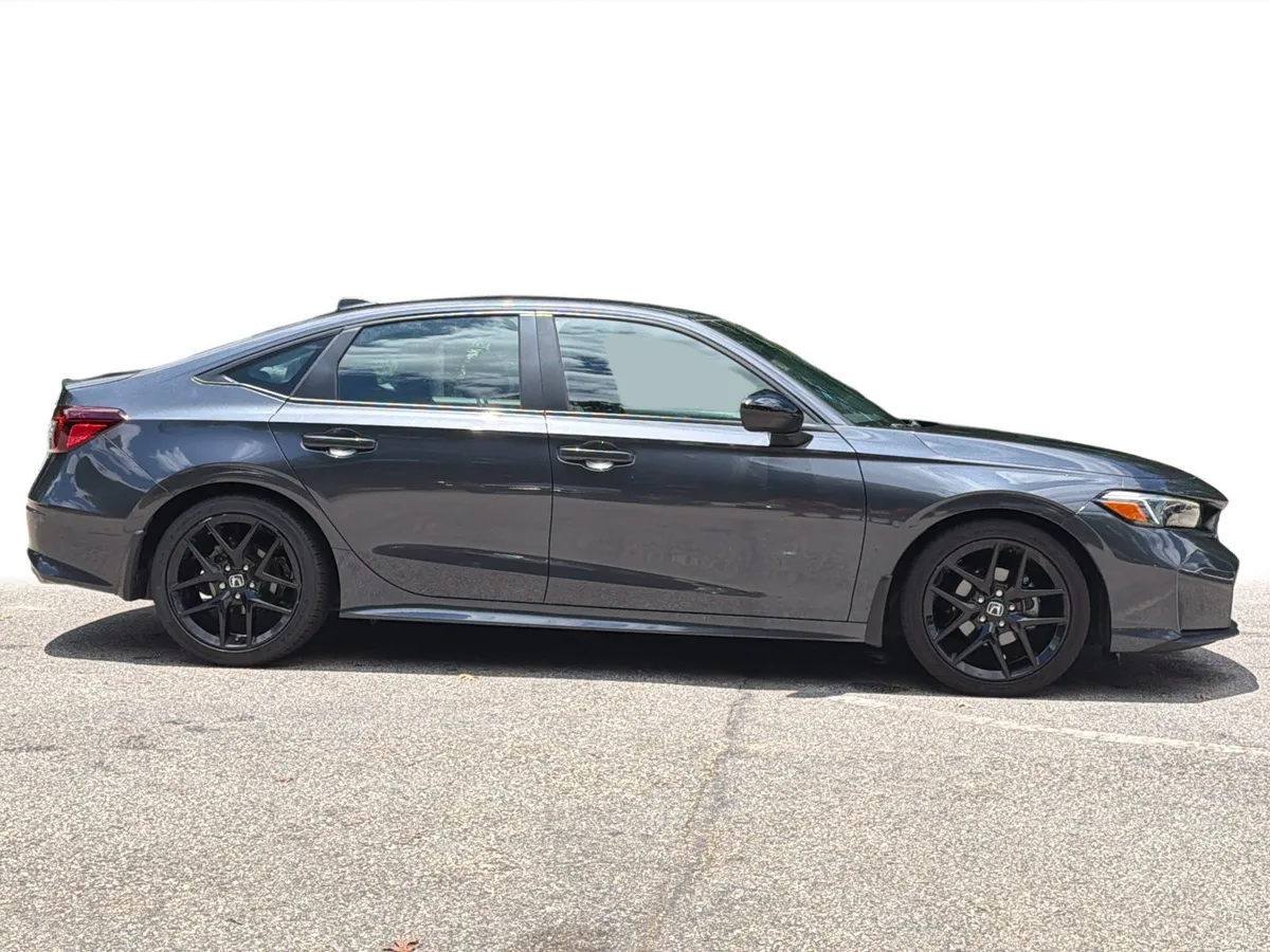 2025 Honda Civic Sedan Sport thumbnail 26