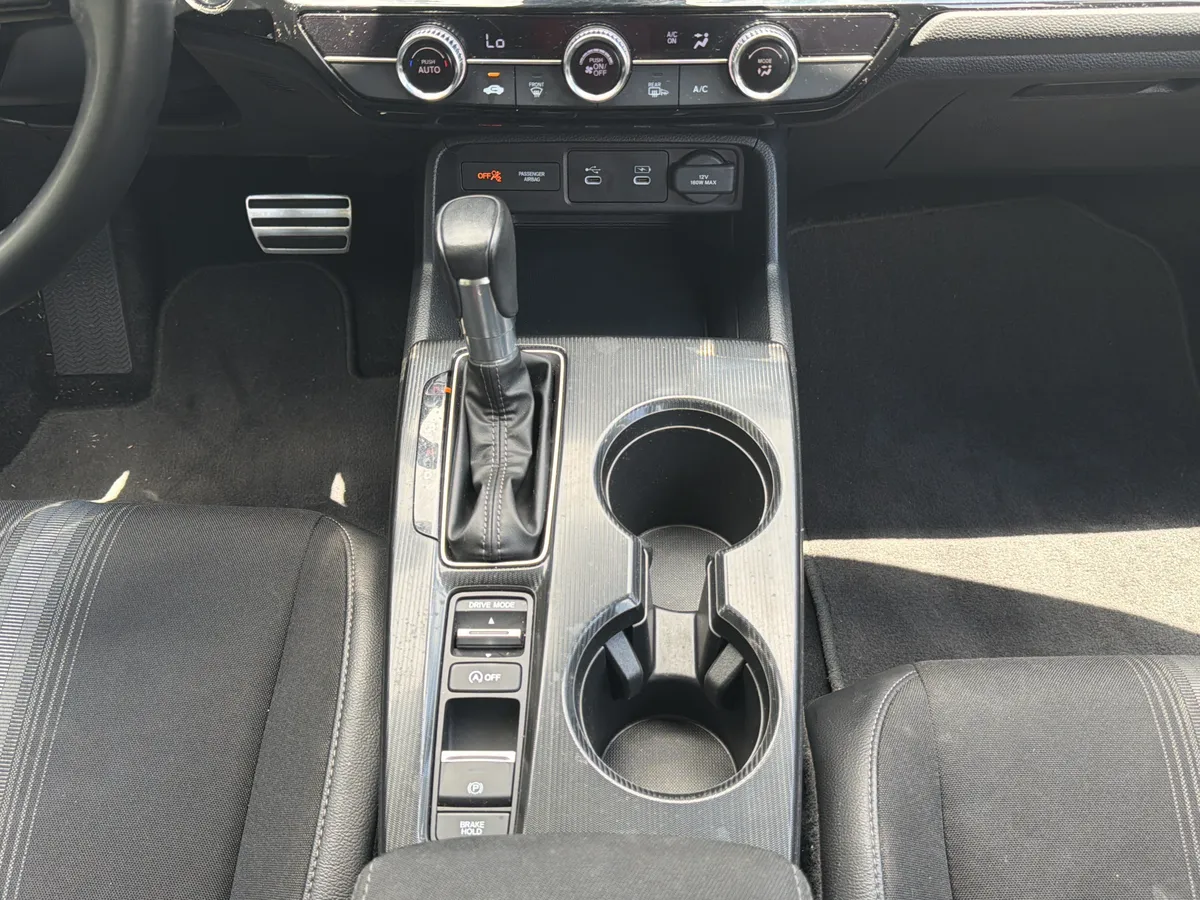 2025 Honda Civic Sedan Sport thumbnail 6