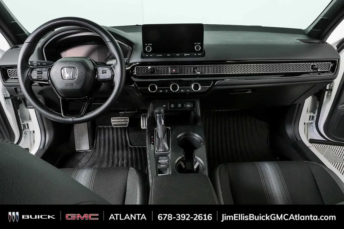 2025 Honda Civic Sport thumbnail 16