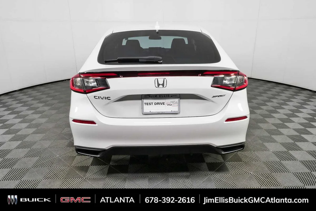 2025 Honda Civic Sport thumbnail 26