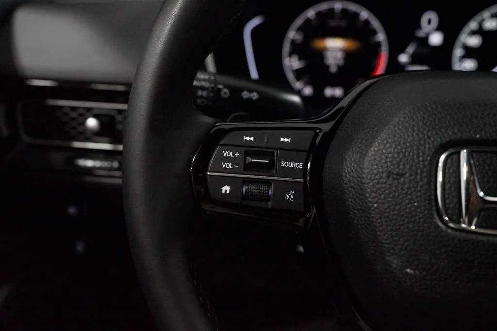 2025 Honda Civic Sport thumbnail 14