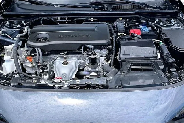 2025 Honda Civic Sport thumbnail 33