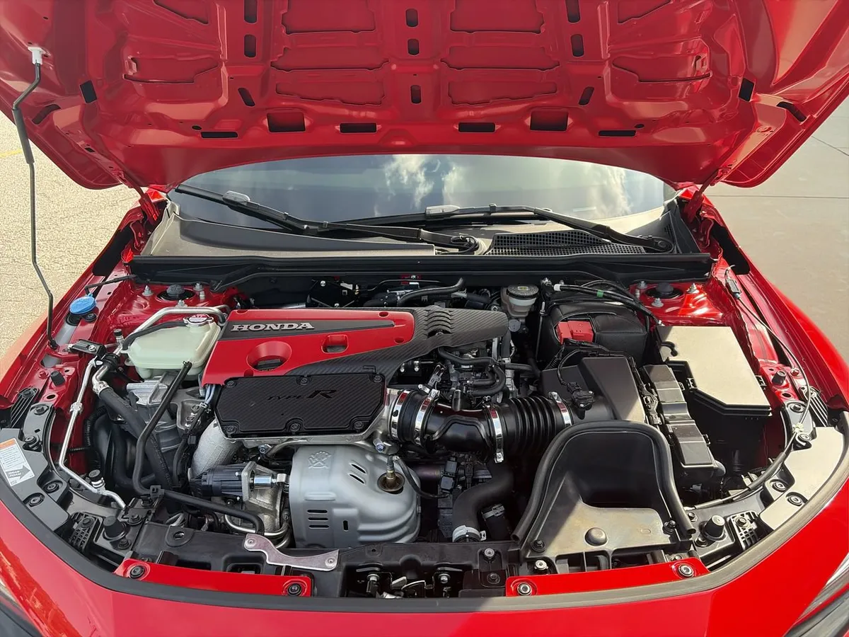 2025 Honda Civic Type R thumbnail 31
