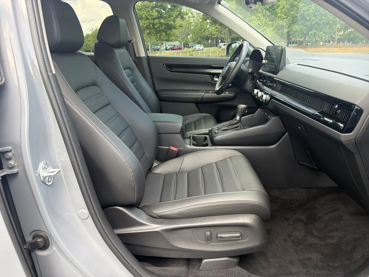 2025 Honda CR-V EX-L thumbnail 30