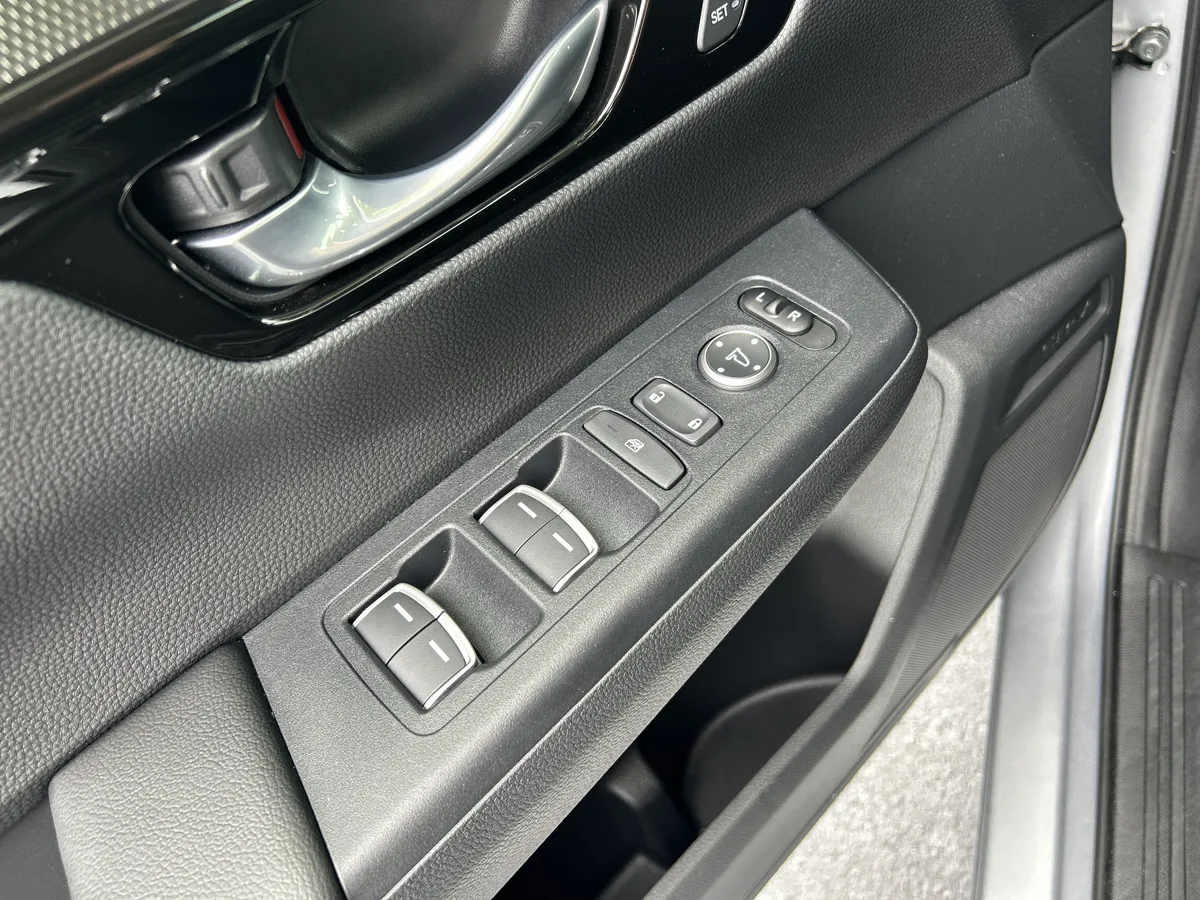 2025 Honda CR-V EX-L thumbnail 28