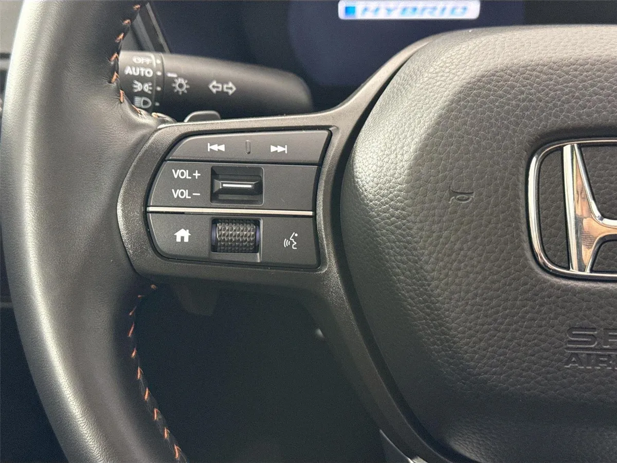 2025 Honda CR-V Hybrid Sport-L thumbnail 17